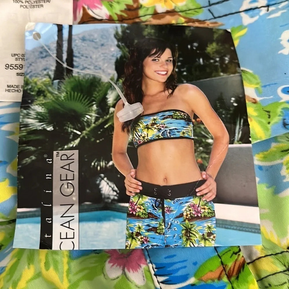 Catalina Ocean Gear Surf Skirt in Blue Wave - NEW - Size Medium - Picture 5 of 6